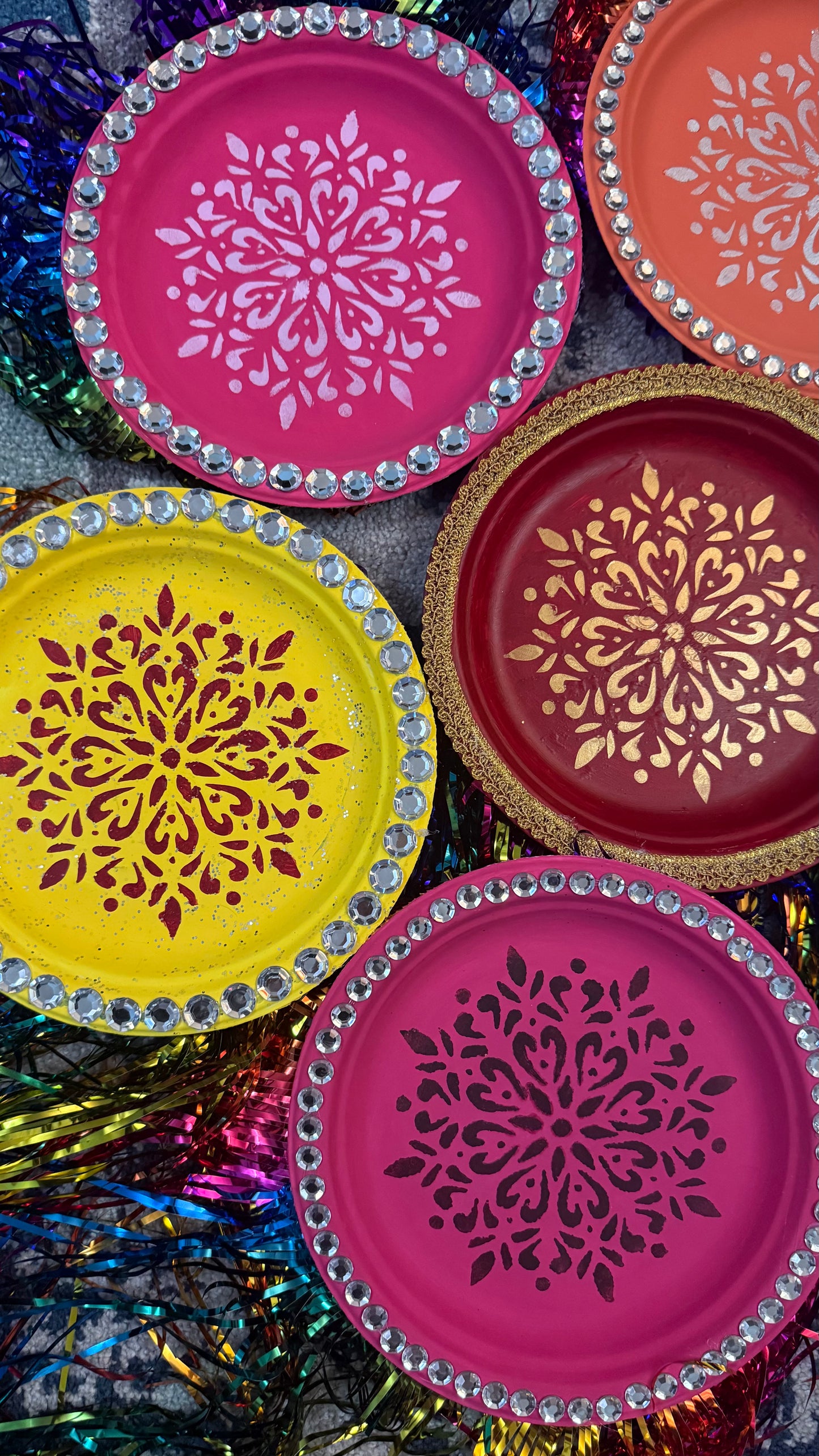 Custom paper Mehndi plates